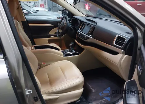 2015 Toyota Highlander Xle V6 z USA, uszkodzony, nr VIN 5TDJKRFH2FS218124